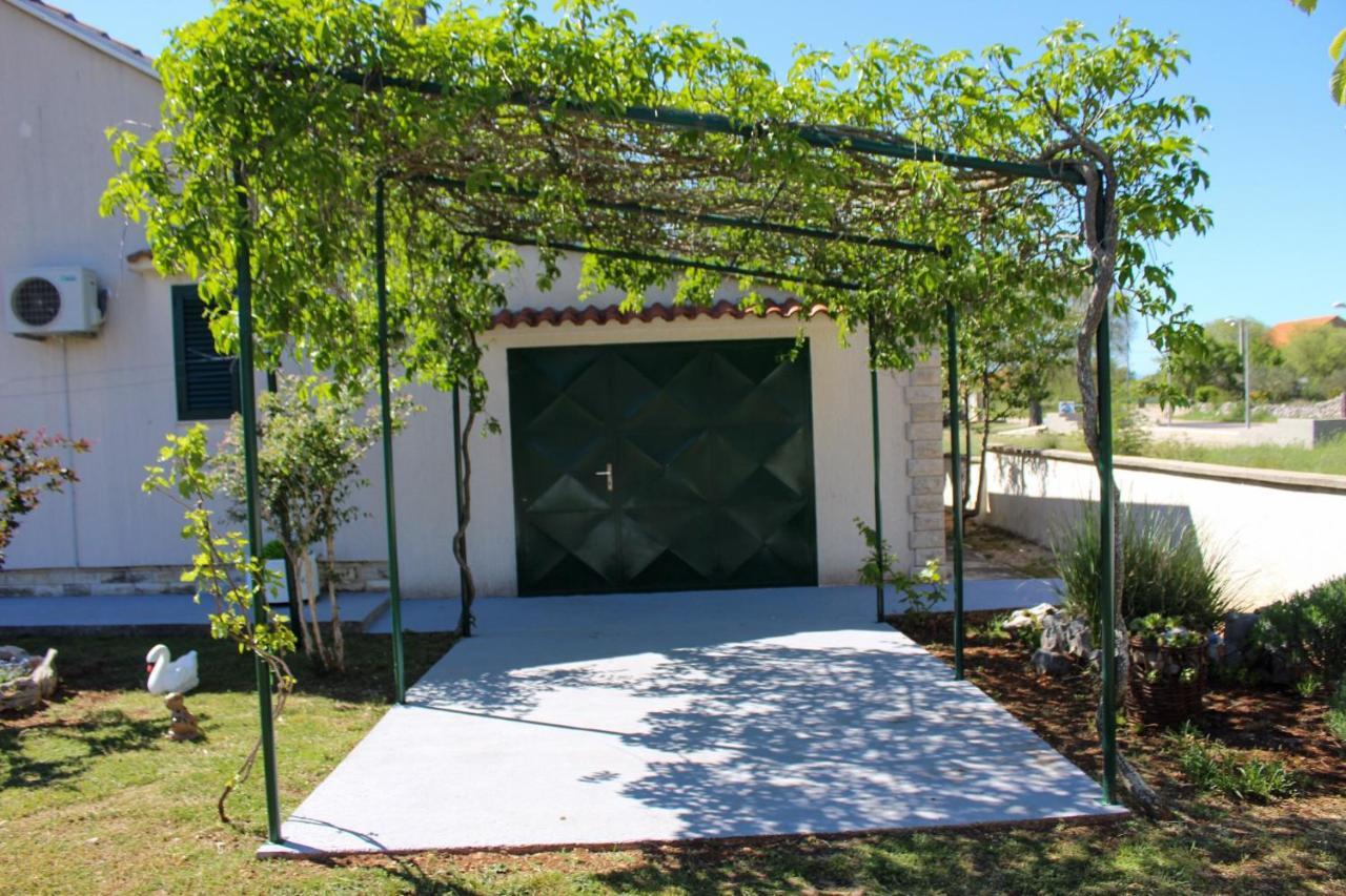 Mediterranean Olive Waterfallskrka-Croatia Villa Gulin Exterior photo