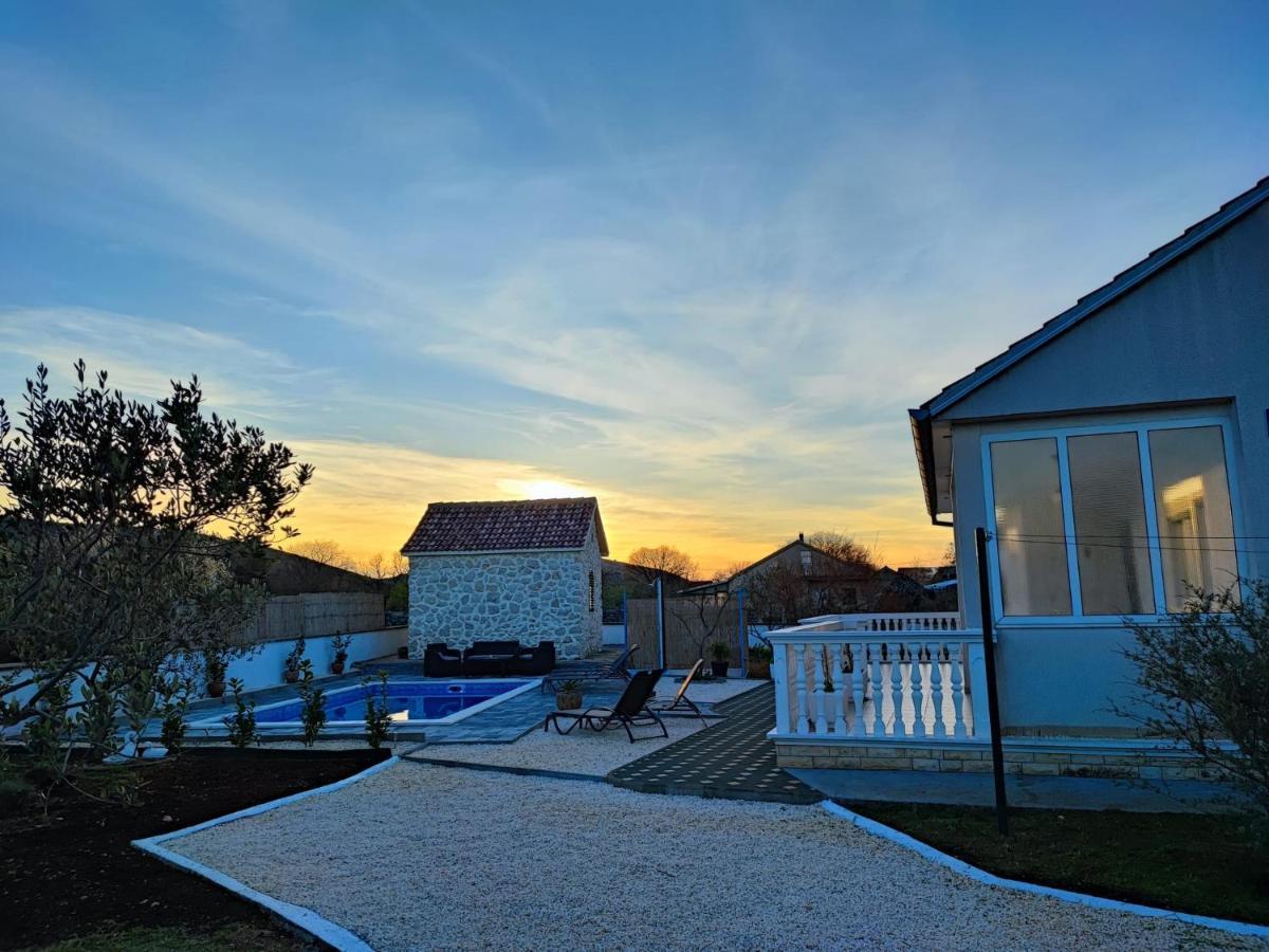 Mediterranean Olive Waterfallskrka-Croatia Villa Gulin Exterior photo